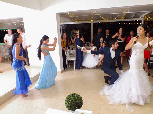 El matrimonio de Alejandro Qintero y Nicole  en Cali, Valle del Cauca 17