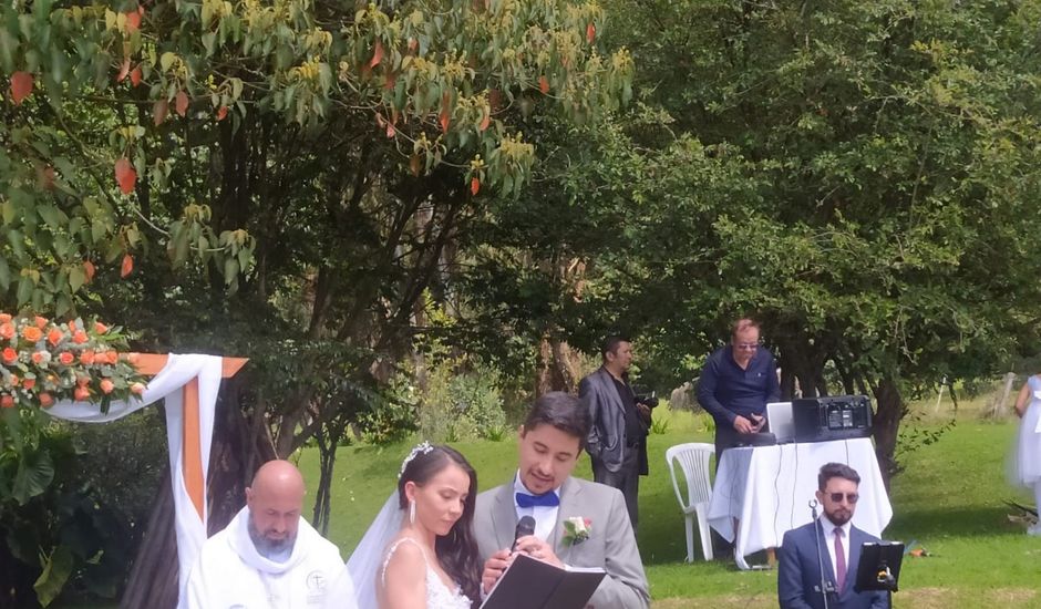 El matrimonio de Andrea y David en La Calera, Cundinamarca