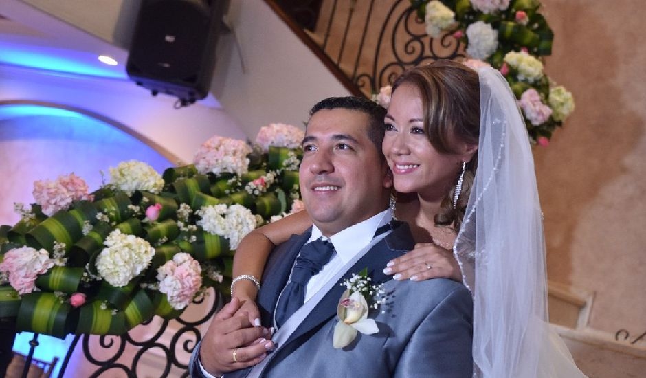 El matrimonio de Dario  y Angélica  en Bogotá, Bogotá DC