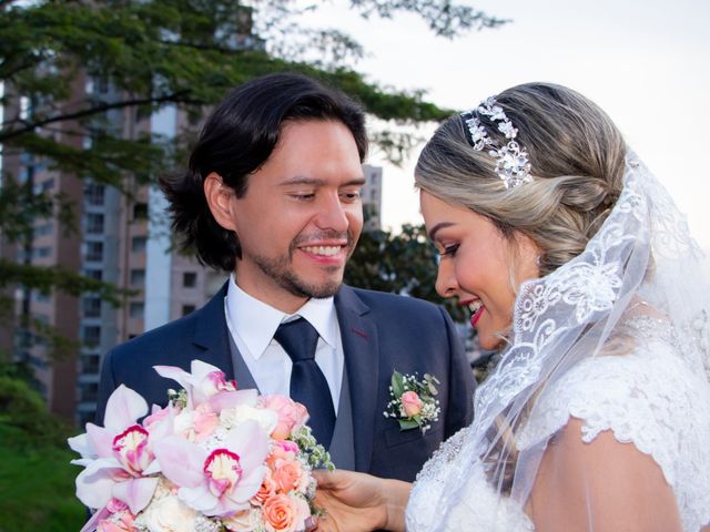 El matrimonio de Mario y Viviana en Medellín, Antioquia 5