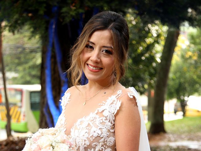 El matrimonio de Andrés y Viviana en Bogotá, Bogotá DC 4