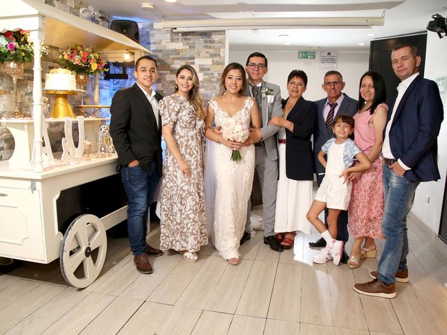 El matrimonio de Andrés y Viviana en Bogotá, Bogotá DC 22