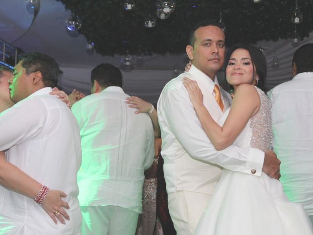 El matrimonio de Edgardo y Glenda en Cartagena, Bolívar 40