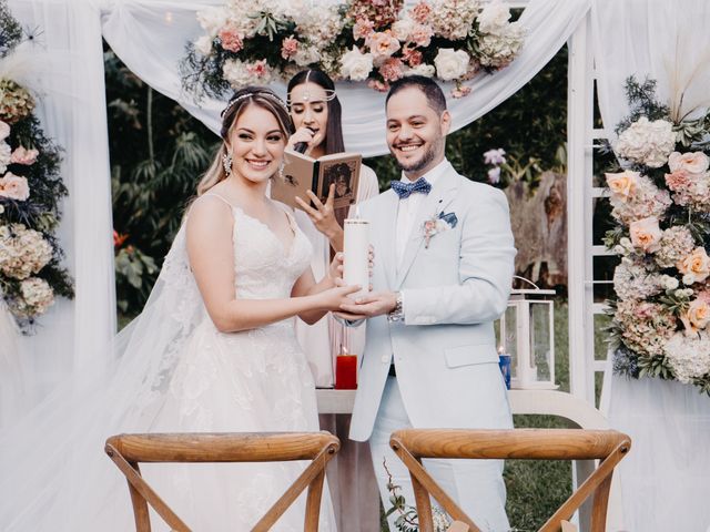 El matrimonio de Aleja y Mauro en Envigado, Antioquia 32