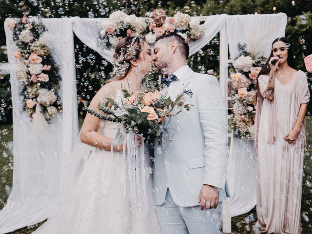 El matrimonio de Aleja y Mauro en Envigado, Antioquia 34