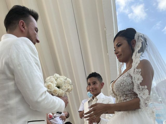 El matrimonio de Cristina  y Joan  en Santa Marta, Magdalena 3