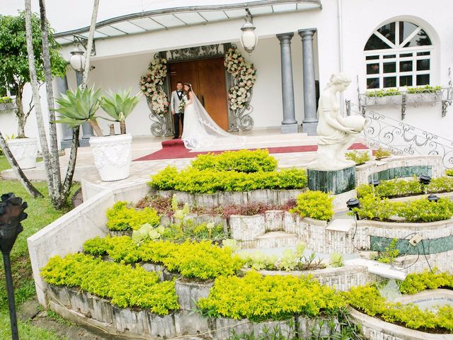 El matrimonio de Camilo y Zuleima en Medellín, Antioquia 17