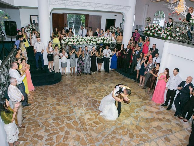El matrimonio de Camilo y Zuleima en Medellín, Antioquia 21