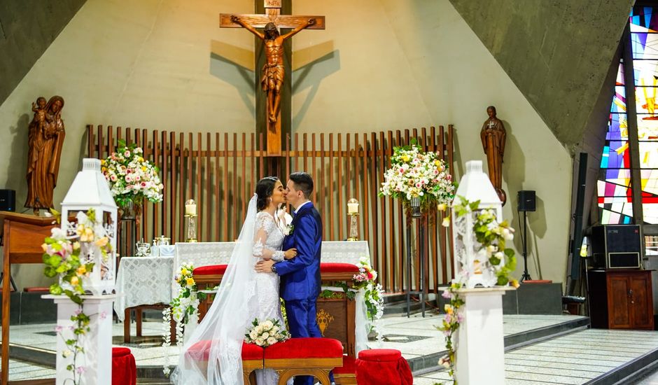 El matrimonio de Zolybet  y Luis Miguel  en Medellín, Antioquia