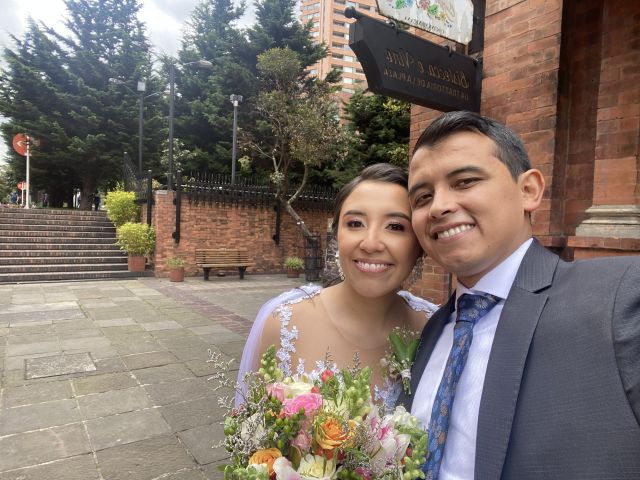El matrimonio de Jhon Jairo  y Flor  en Bogotá, Bogotá DC 1