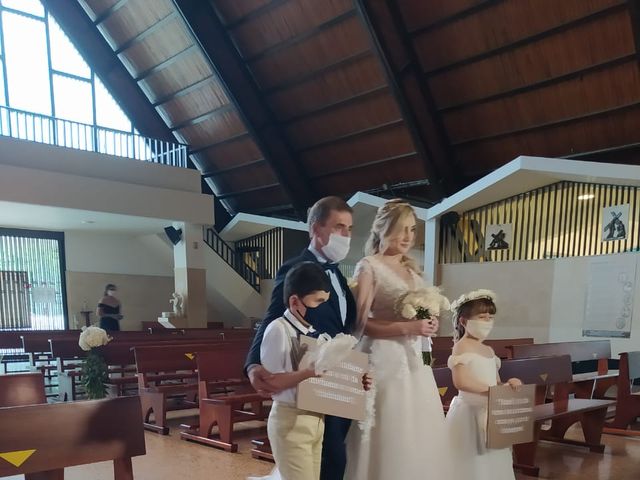 El matrimonio de Jenniffer  y Daniel  en Envigado, Antioquia 23