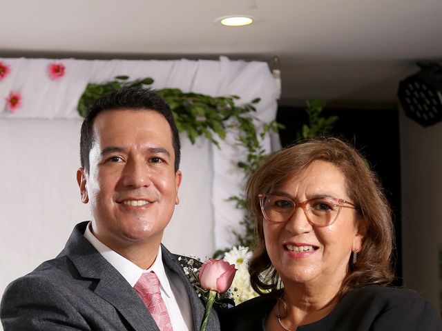 El matrimonio de Julián y Erika en Bogotá, Bogotá DC 4