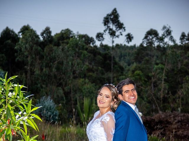 El matrimonio de Edward Fabián  y Vivian Camila  en Tibasosa, Boyacá 3