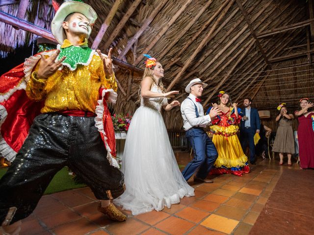 El matrimonio de Alex y Maya en Calarcá, Quindío 23