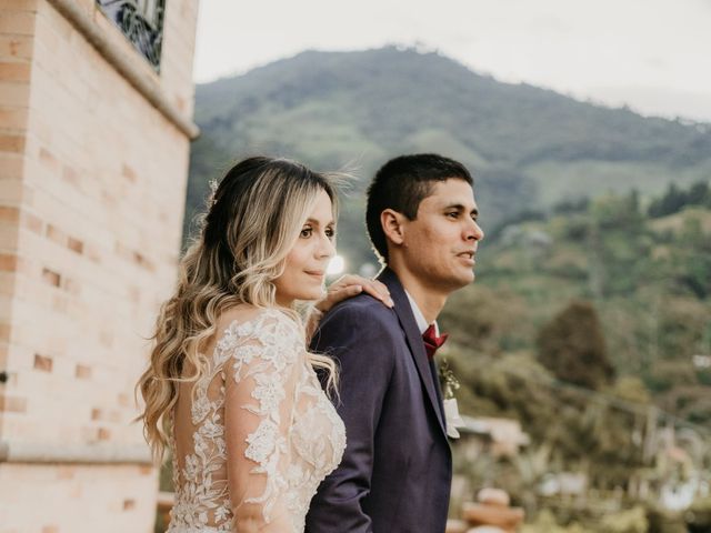 El matrimonio de Sebastian y Ana en Sabaneta, Antioquia 1