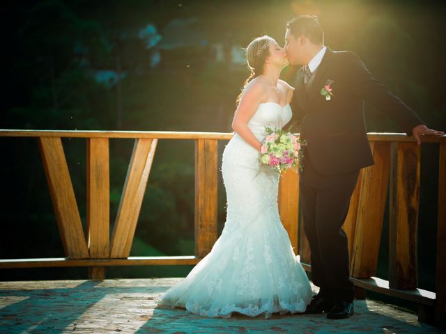 El matrimonio de Felipe y María cristina en Guatapé, Antioquia 5