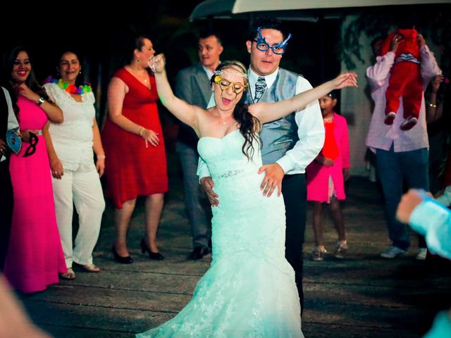 El matrimonio de Felipe y María cristina en Guatapé, Antioquia 28