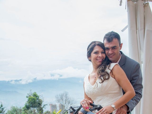 El matrimonio de Raul y Cristina en Medellín, Antioquia 29