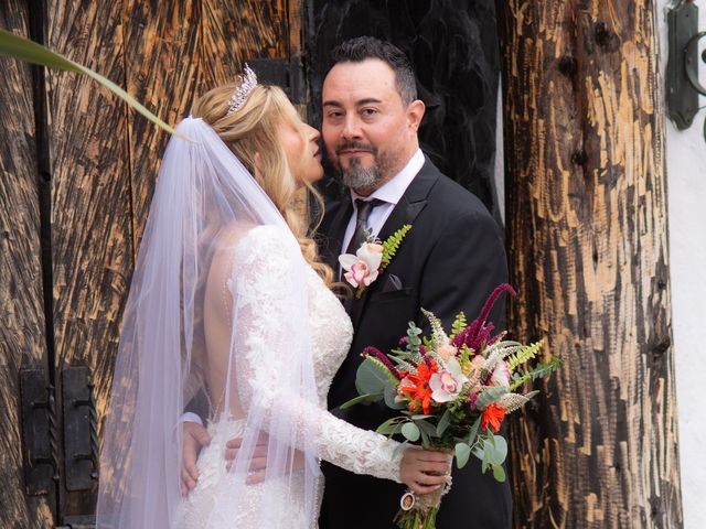 El matrimonio de Juan Camilo y Rebecca en Medellín, Antioquia 17