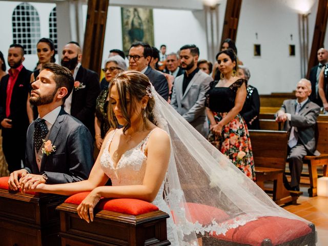 El matrimonio de Andrés y Vanessa en Medellín, Antioquia 28