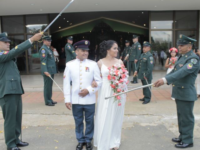 El matrimonio de Cristina y Elver en Medellín, Antioquia 3