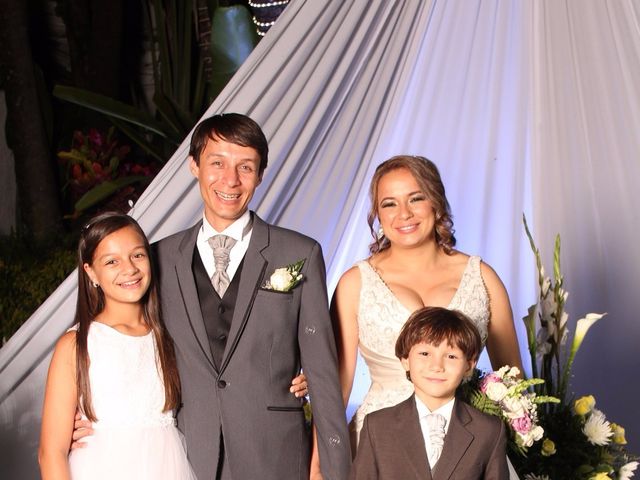 El matrimonio de Wilson y Adriana  en Cali, Valle del Cauca 12