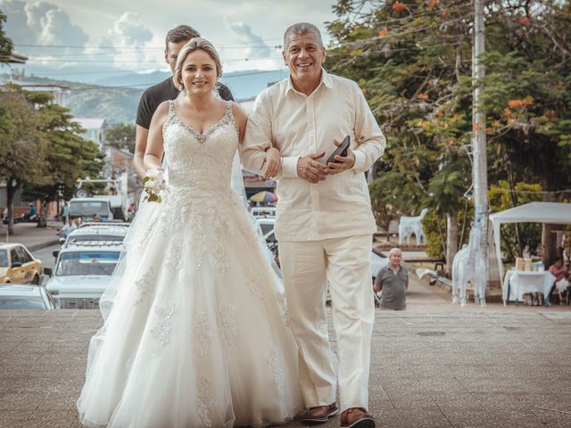 El matrimonio de Laura y Camilo en Garzón, Huila 9