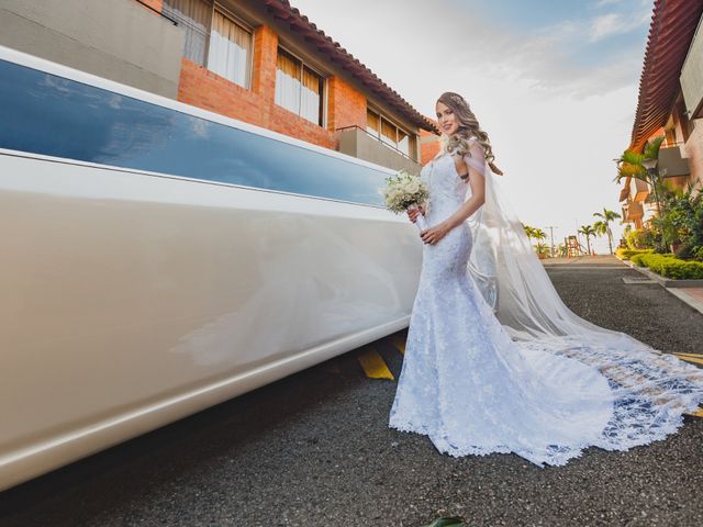 El matrimonio de David y Juliana en Pereira, Risaralda 13