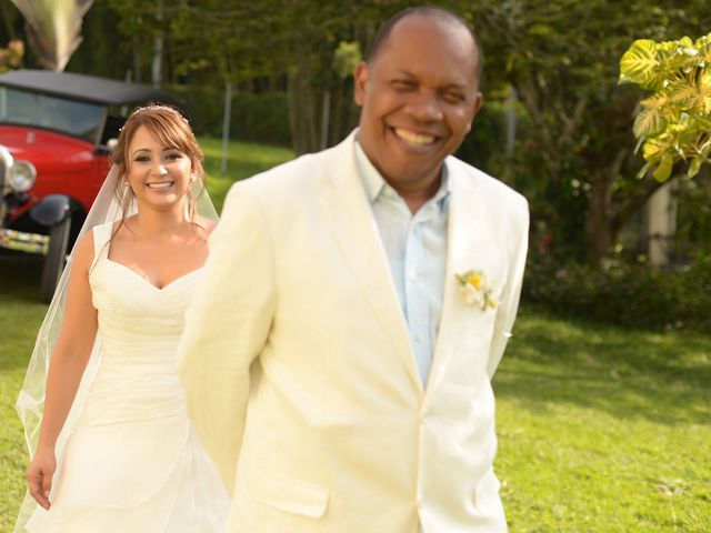 El matrimonio de Jesus Hinestroza y Clara Ortiz en Pereira, Risaralda 4