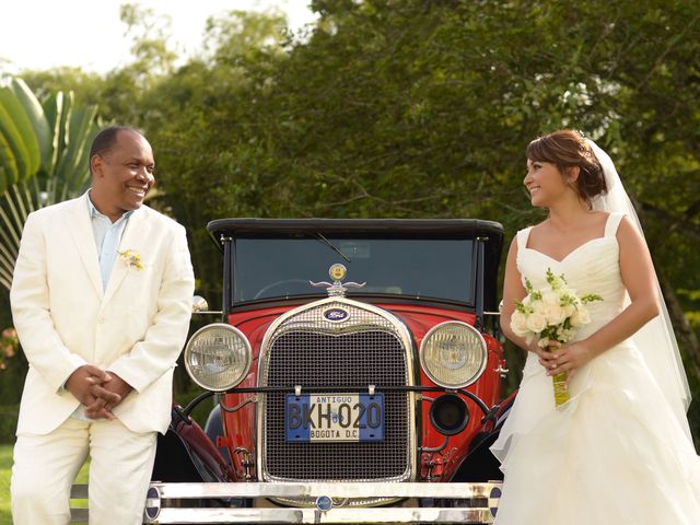 El matrimonio de Jesus Hinestroza y Clara Ortiz en Pereira, Risaralda 8