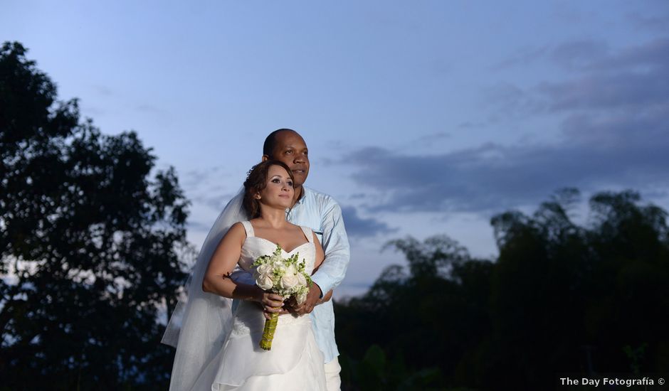 El matrimonio de Jesus Hinestroza y Clara Ortiz en Pereira, Risaralda