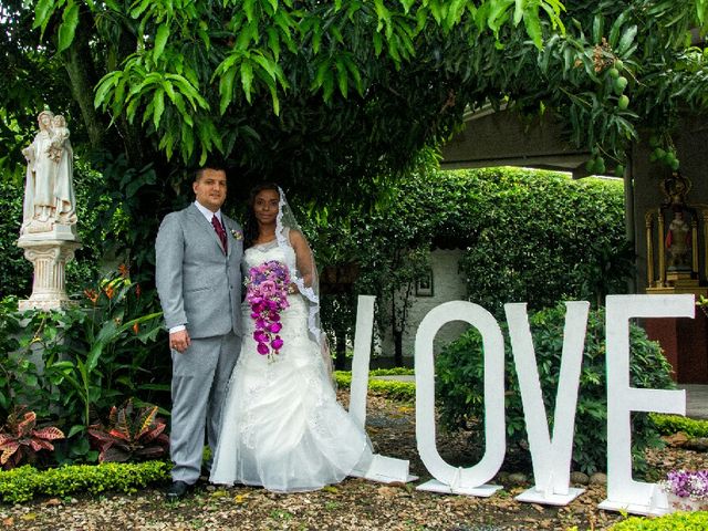 El matrimonio de Edwin  y Dayani en Cali, Valle del Cauca 31