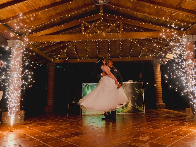 El matrimonio de Kelly Berrio  y Daniel Pérez  en Copacabana, Antioquia 9