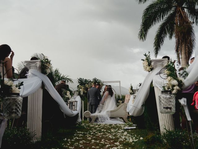 El matrimonio de Kelly Berrio  y Daniel Pérez  en Copacabana, Antioquia 30