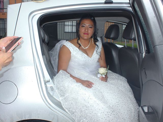 El matrimonio de Jeisson Andrés Castro Jurado y Paola Andrea Fierro Poveda en Madrid, Cundinamarca 6