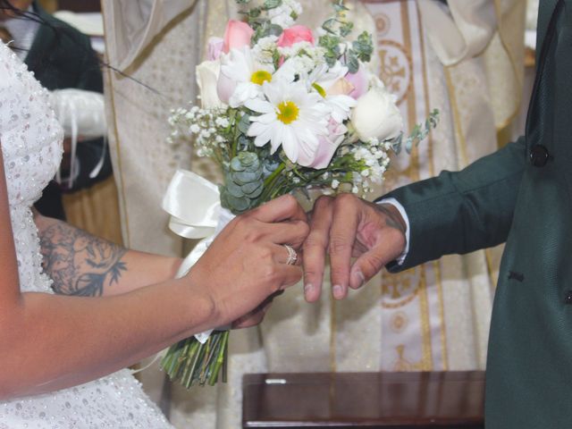El matrimonio de Jeisson Andrés Castro Jurado y Paola Andrea Fierro Poveda en Madrid, Cundinamarca 13