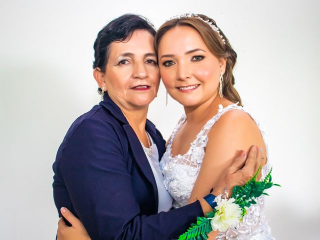 El matrimonio de Mauricio  y Juliana  en Floridablanca, Santander 13