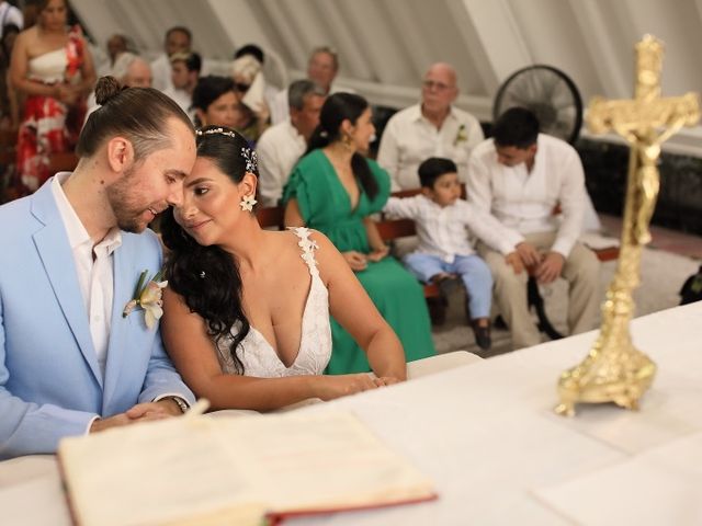 El matrimonio de Christian  y Lorena  en Santa Marta, Magdalena 13