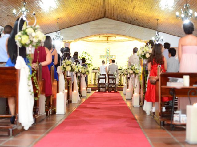 El matrimonio de Carlos y Lety  en Medellín, Antioquia 13