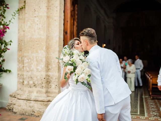 El matrimonio de Jhon Gonzalez  y Andrea Londoño  en Cartagena, Bolívar 4