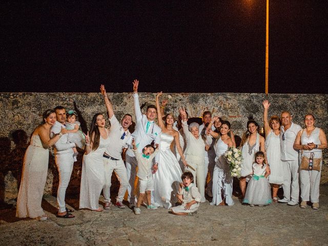 El matrimonio de Jhon Gonzalez  y Andrea Londoño  en Cartagena, Bolívar 13