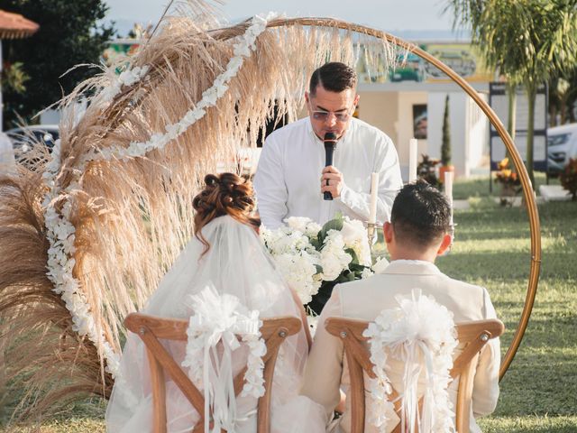 El matrimonio de Carlos y Alejandra en Armenia, Quindío 4