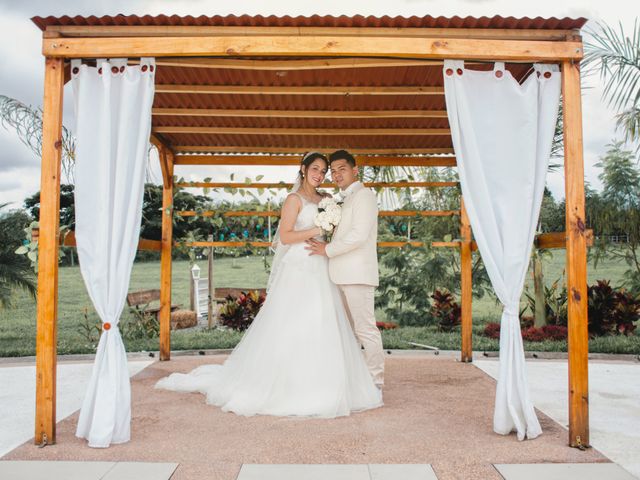 El matrimonio de Carlos y Alejandra en Armenia, Quindío 20