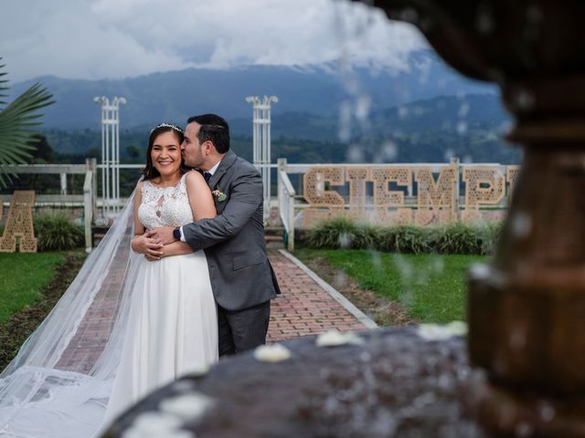 El matrimonio de Santiago y María Paula en Armenia, Quindío 26