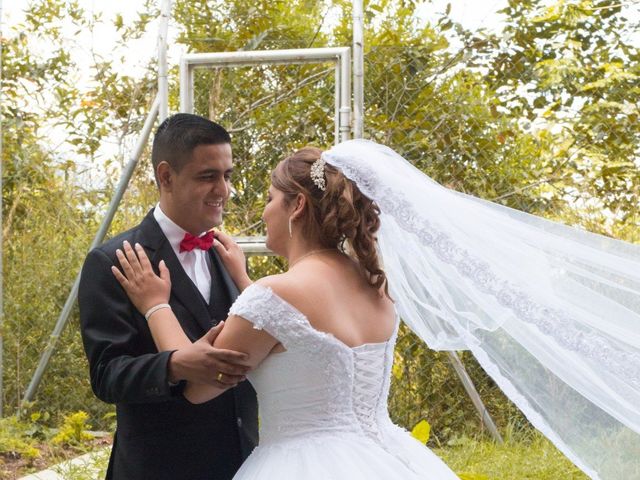 El matrimonio de Andrés y Alexandra en Medellín, Antioquia 24