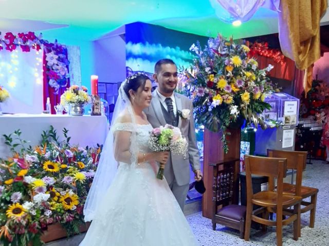 El matrimonio de Santiago  y Lina  en Sabaneta, Antioquia 5