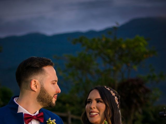 El matrimonio de Tatiana y Santiago en Envigado, Antioquia 16
