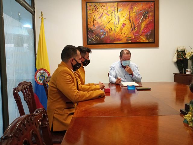 El matrimonio de Leonardo Andrés  y Anthony Daniel en Bogotá, Bogotá DC 6