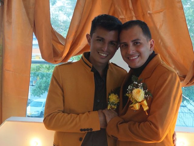 El matrimonio de Leonardo Andrés  y Anthony Daniel en Bogotá, Bogotá DC 25