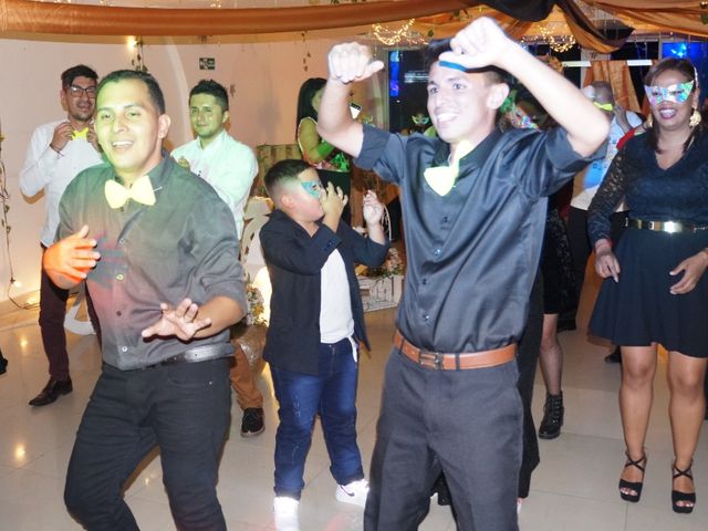 El matrimonio de Leonardo Andrés  y Anthony Daniel en Bogotá, Bogotá DC 29